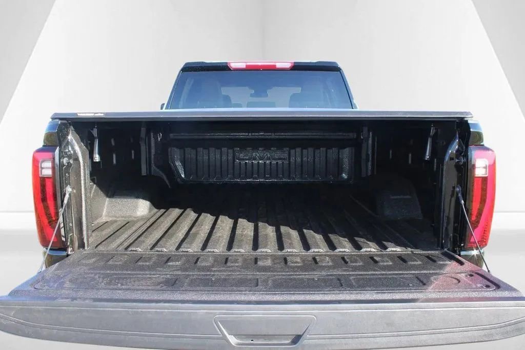 New 2026 GMC Sierra 3500 SLT image 40