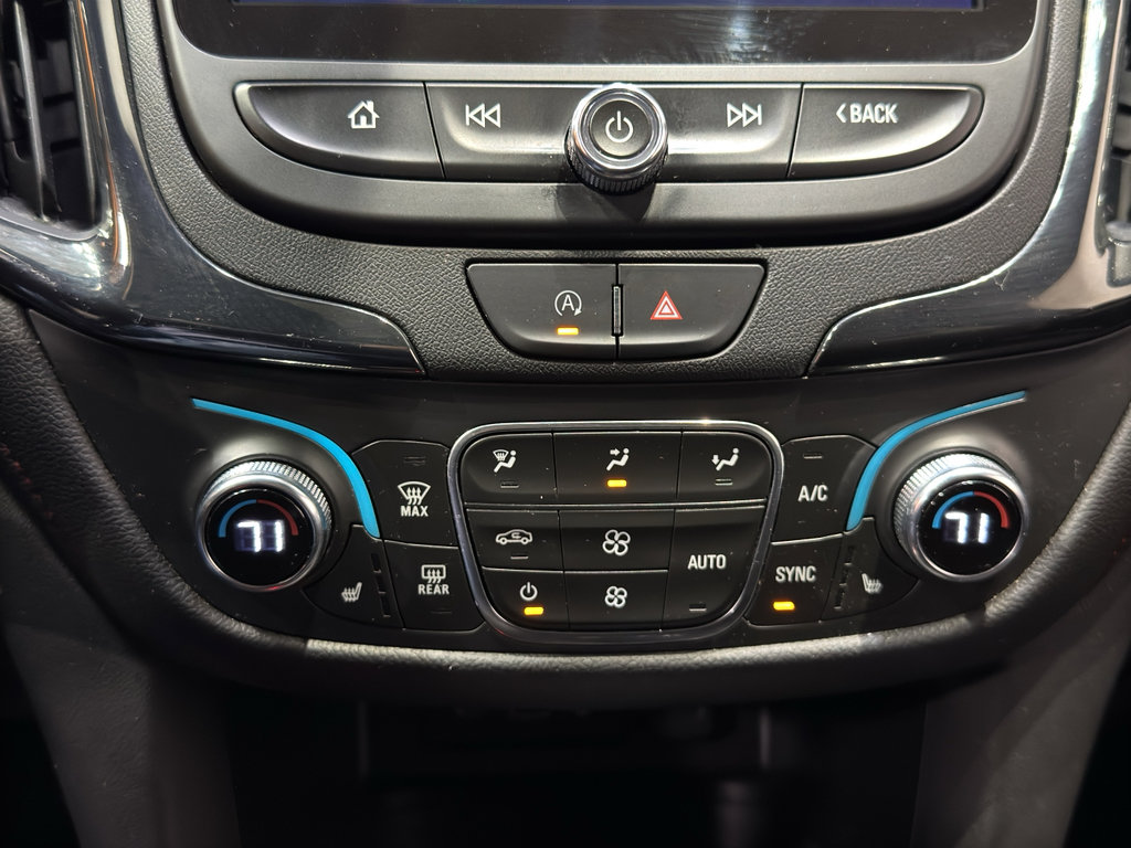 Used 2022 Chevrolet Equinox RS w/ Infotainment Package image 32