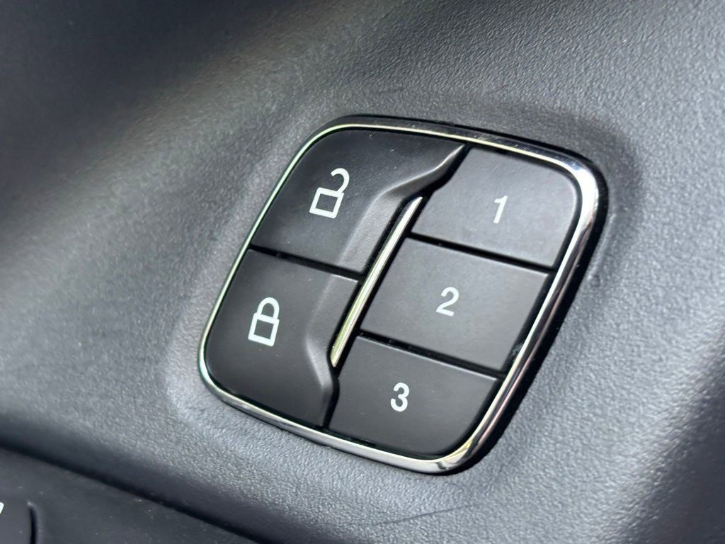 Used 2019 Ford Expedition Max Limited AWD/4WD image 33