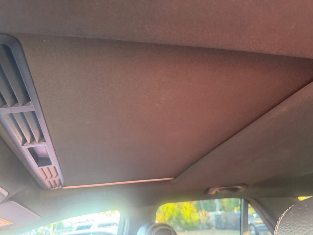 Used 2018 Toyota Highlander SE image 32