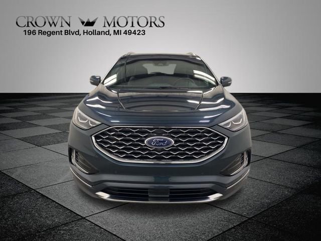 Used 2022 Ford Edge Titanium w/ Equipment Group 301A AWD/4WD image 2