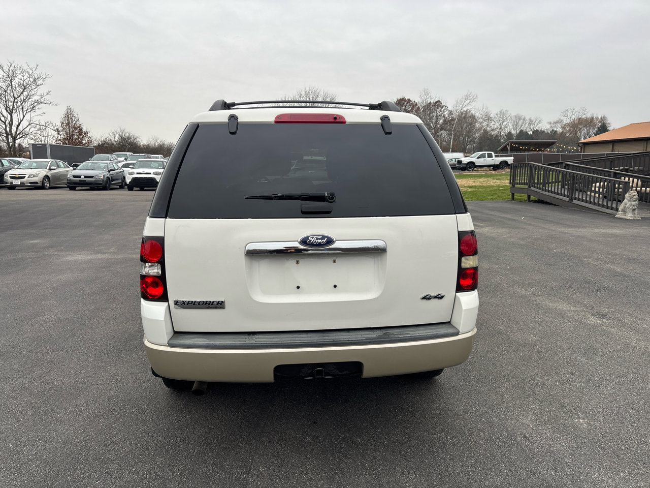 Used 2010 Ford Explorer Eddie Bauer image 5