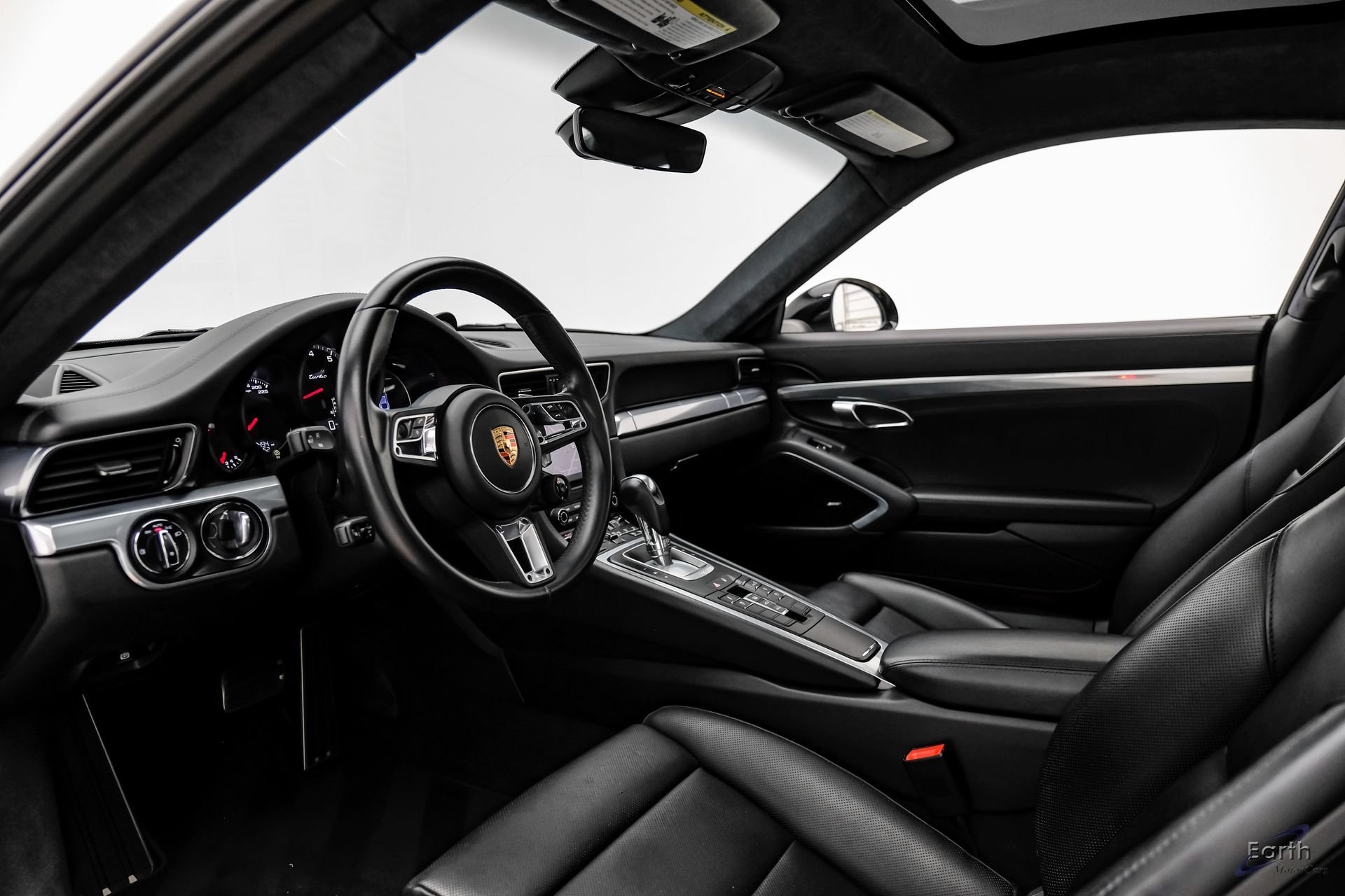 Used 2017 Porsche 911 Turbo AWD/4WD image 35