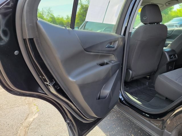 Used 2022 Chevrolet Equinox LT w/ LPO, Floor Liner Package FWD image 24
