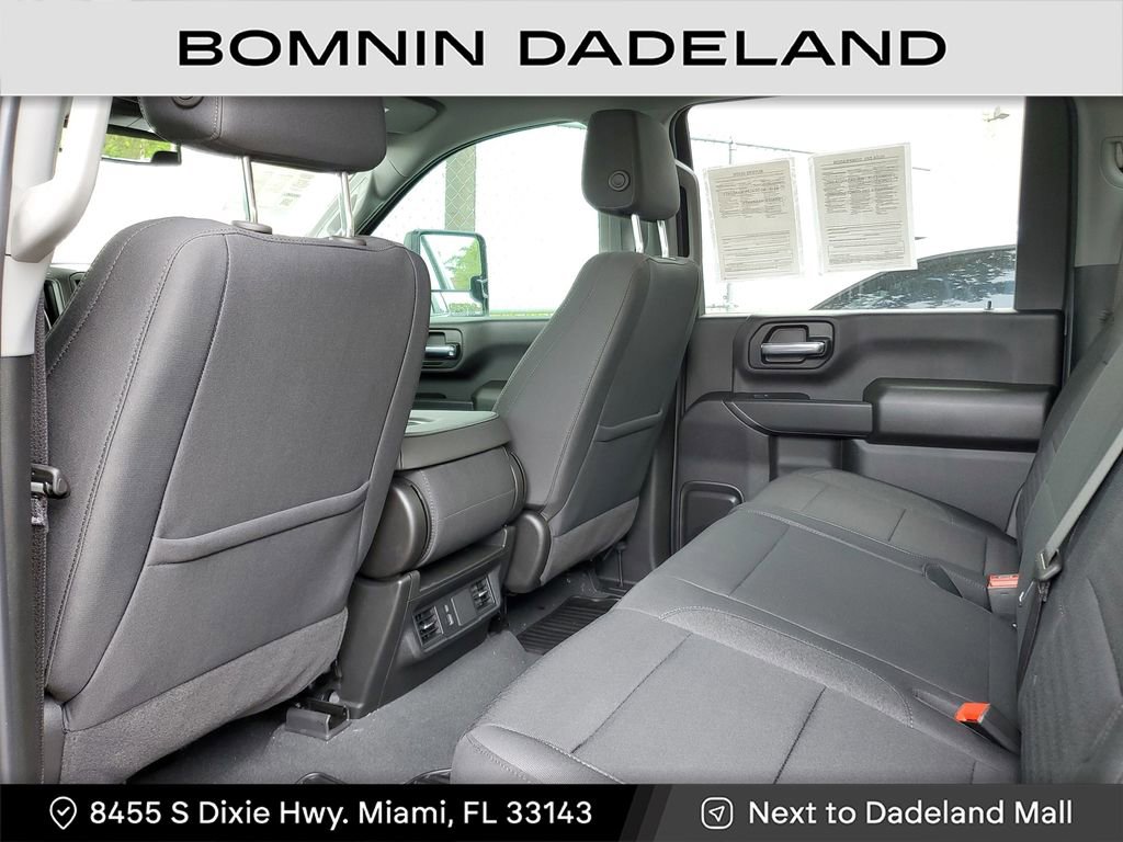 Used 2025 Chevrolet Silverado 2500 Custom w/ Custom Value Package image 10