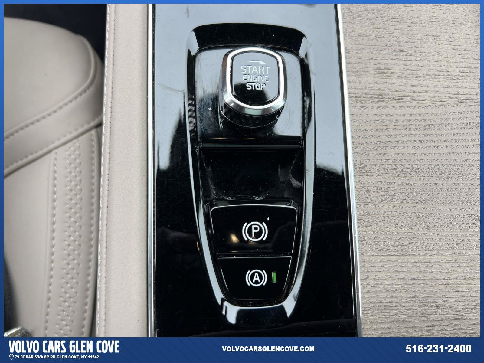 Certified 2025 Volvo XC90 T8 Plus AWD/4WD image 31
