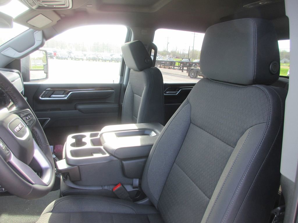 New 2026 GMC Sierra 2500 SLE image 12