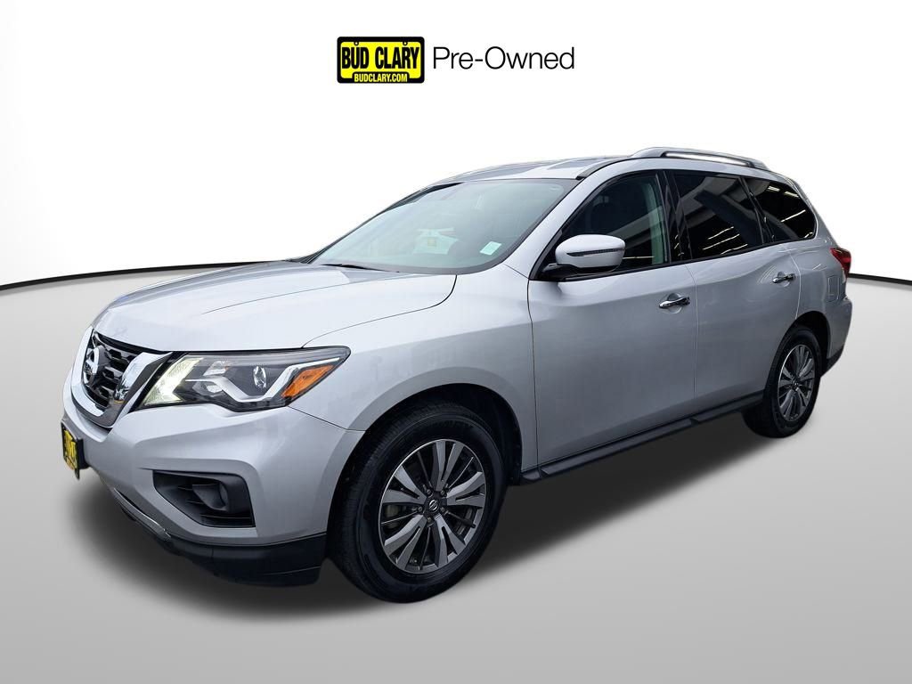 Used 2017 Nissan Pathfinder SV