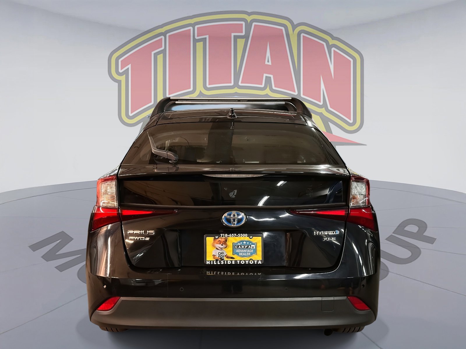 Used 2021 Toyota Prius XLE image 4