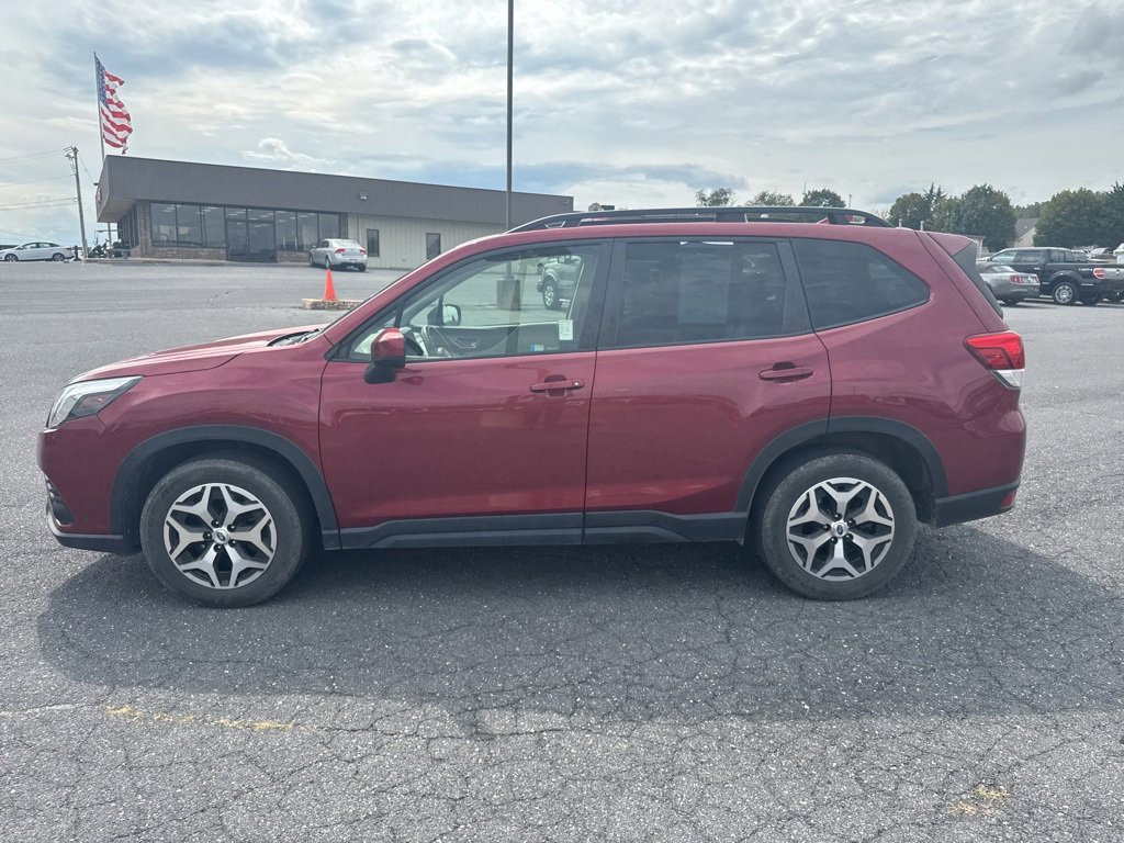 Certified 2022 Subaru Forester Premium image 8