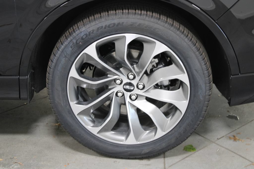 New 2026 Lincoln Aviator 2WD image 17