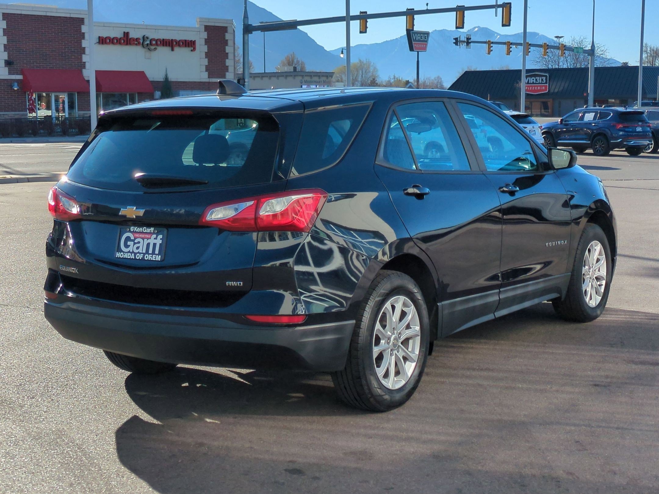 Used 2021 Chevrolet Equinox LS w/ LPO, Floor Liner Package image 3