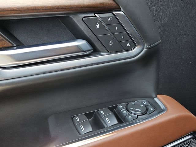 Used 2025 GMC Sierra 3500 Denali Ultimate image 26