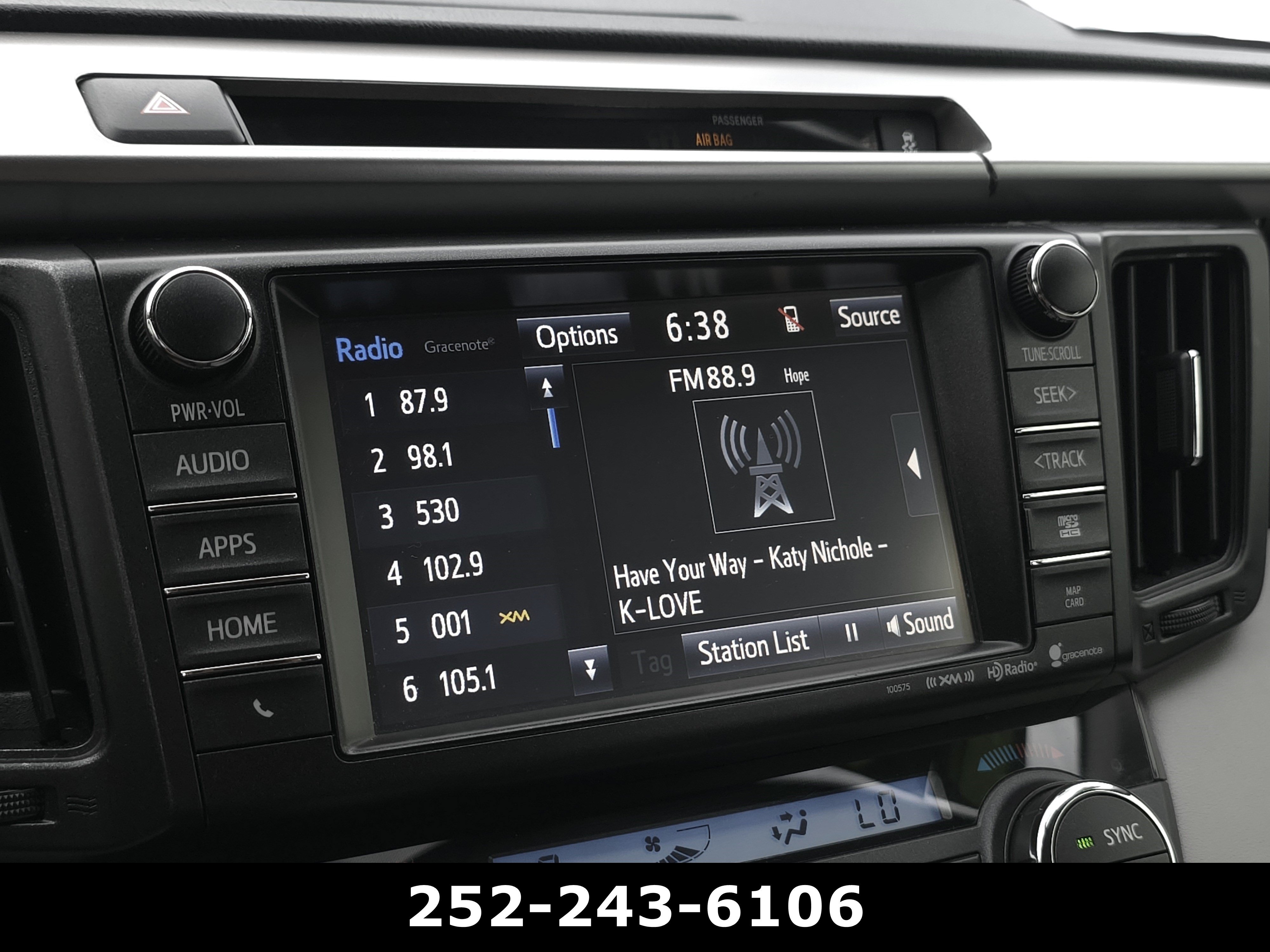 Used 2016 Toyota RAV4 XLE FWD image 22