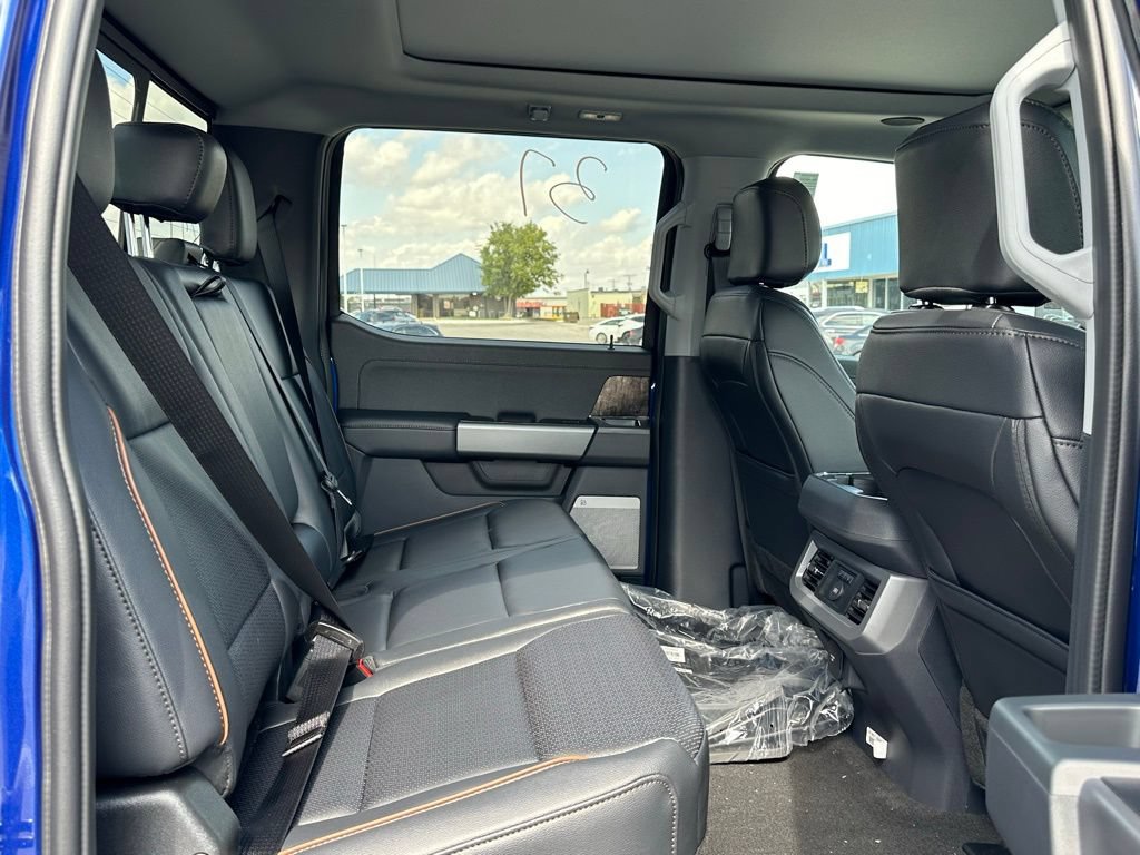 New 2026 Ford F350 Lariat w/ Black Appearance Package AWD/4WD image 25