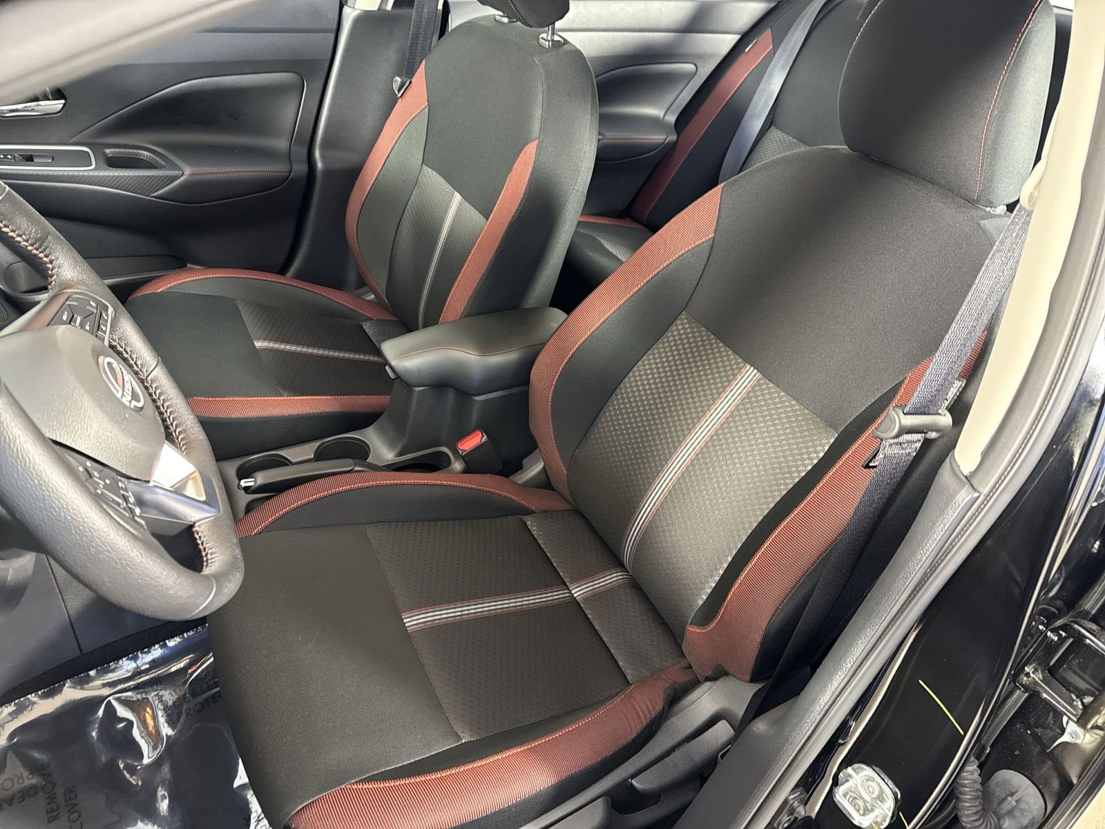 Certified 2025 Nissan Versa SR w/ Trunk Package image 18