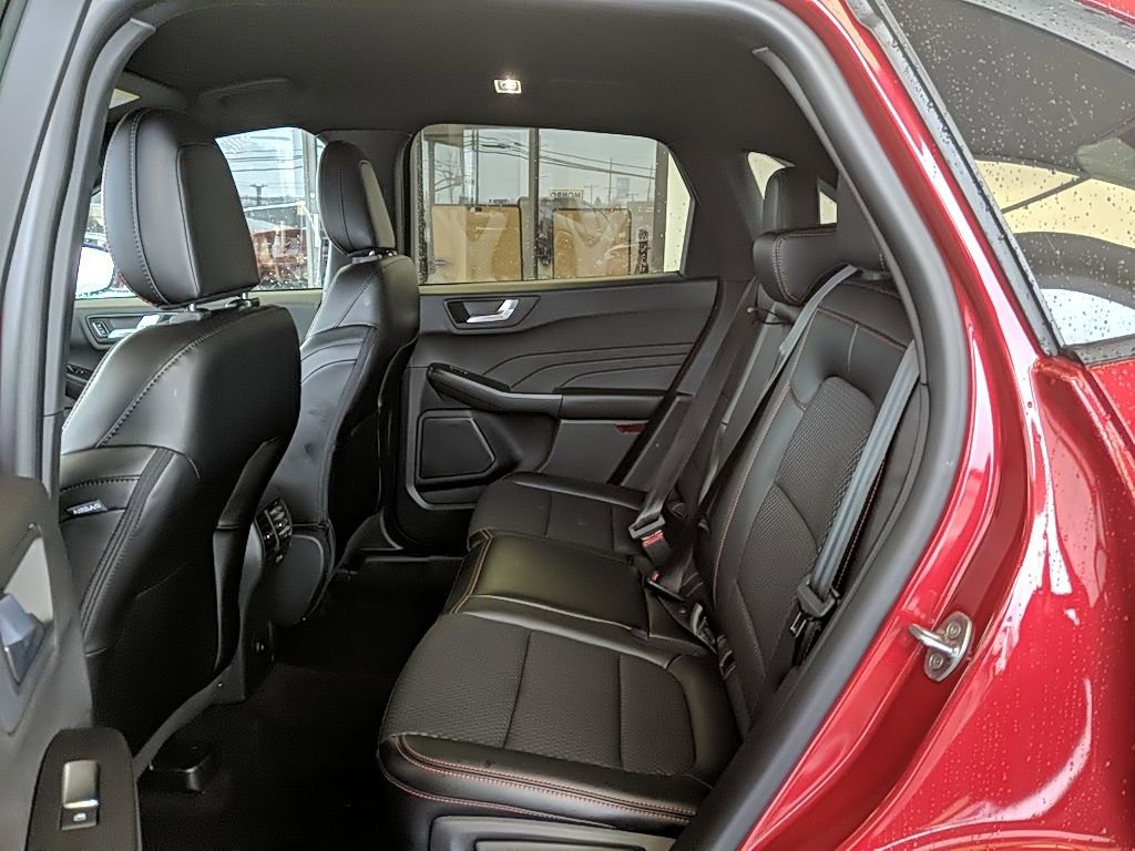 Used 2024 Ford Escape ST-Line w/ Tech Pack #1 image 13