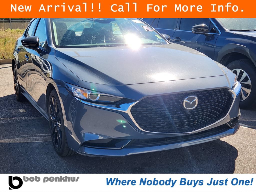 Used 2025 MAZDA MAZDA3 s AWD/4WD image 1