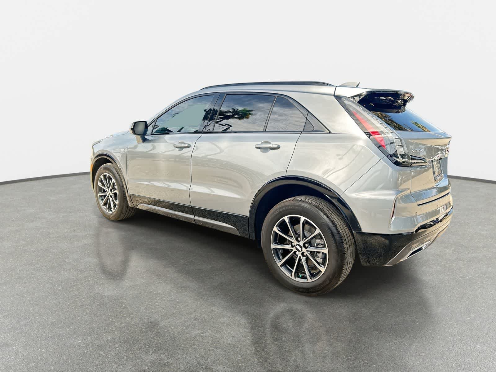 Used 2024 Cadillac XT4 Sport FWD image 6