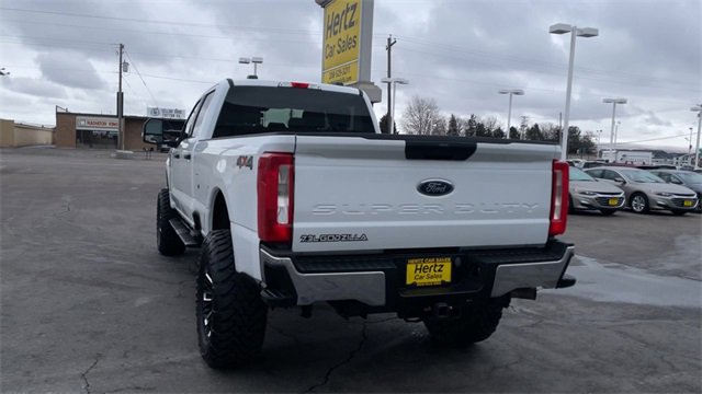 Used 2023 Ford F350 XLT image 8