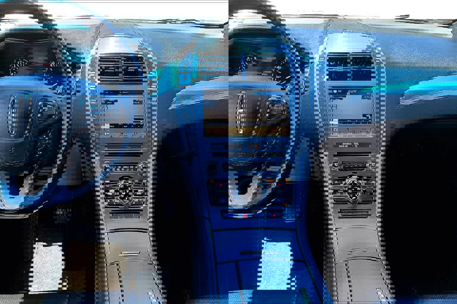 Used 2017 Lincoln MKZ Reserve image 7