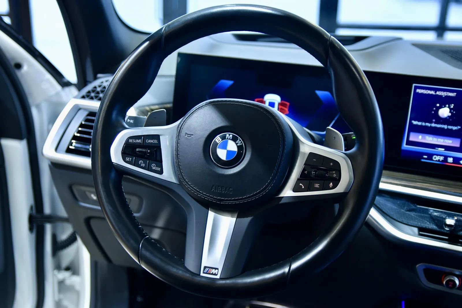 Used 2024 BMW X5 xDrive40i w/ M Sport Package image 25