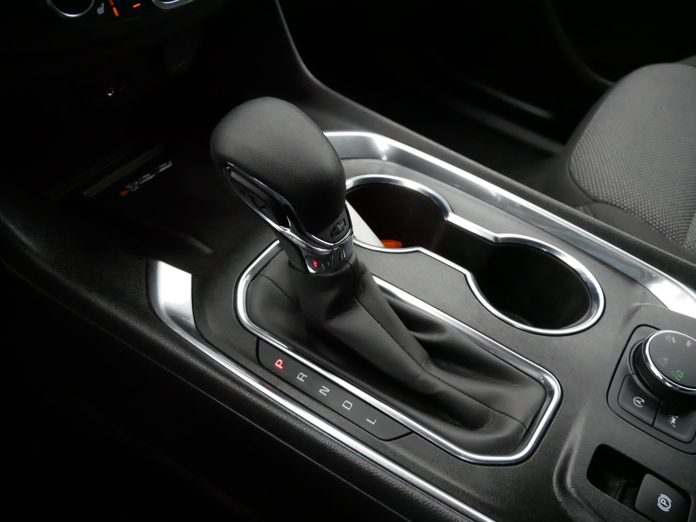 Used 2023 Chevrolet Traverse LT image 24