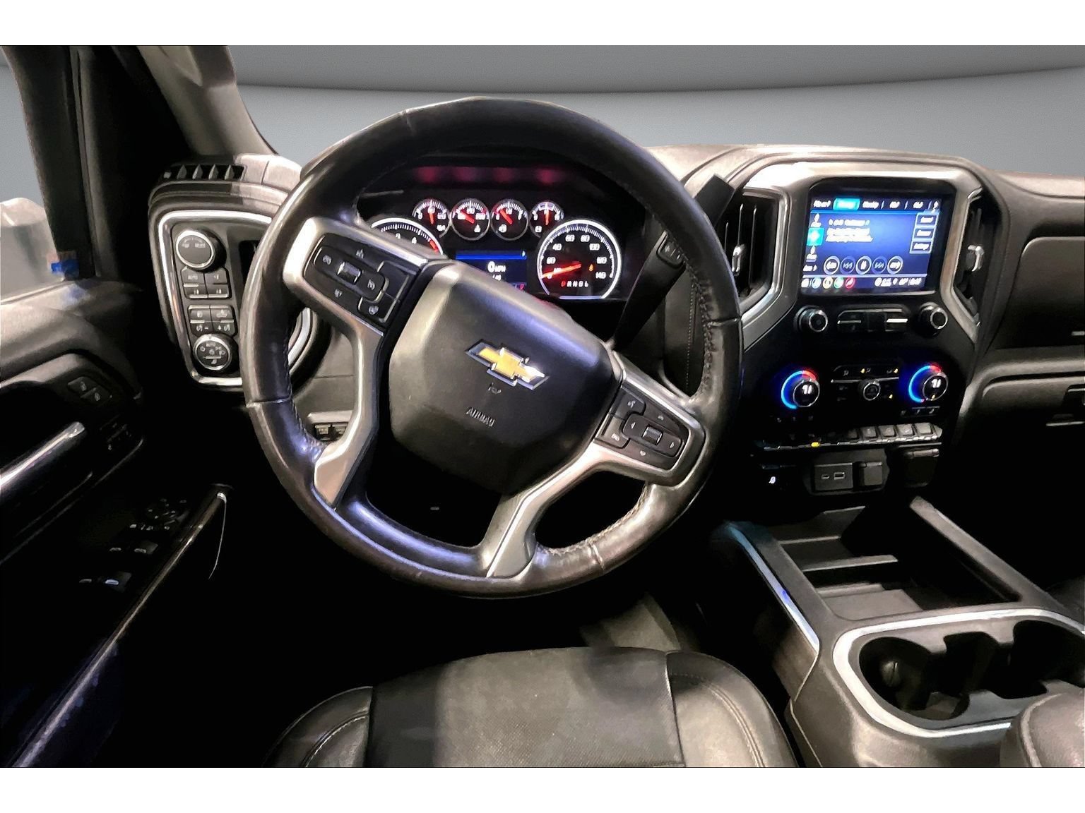 Used 2021 Chevrolet Silverado 2500 LTZ w/ LTZ Plus Package AWD/4WD image 7