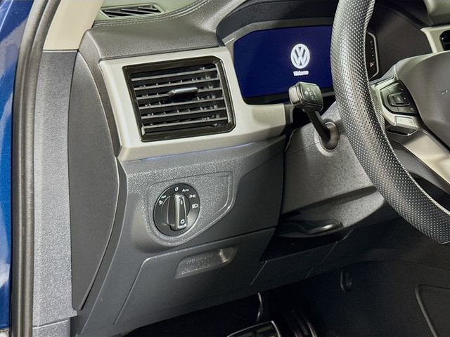 Used 2023 Volkswagen Atlas SEL Premium AWD/4WD image 8