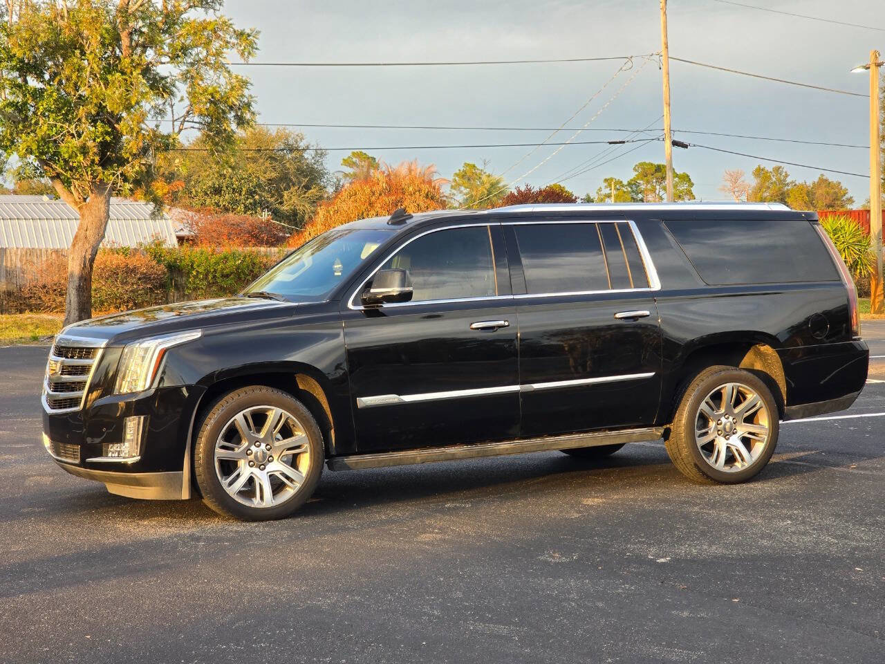 Used 2015 Cadillac Escalade ESV Premium image 15
