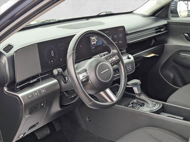 Used 2025 Hyundai Kona SEL image 10