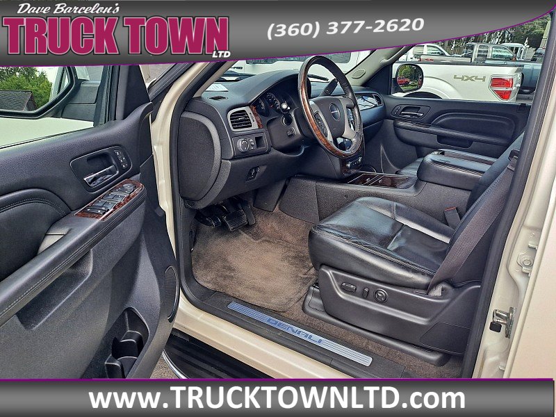 Used 2014 GMC Yukon XL Denali image 20