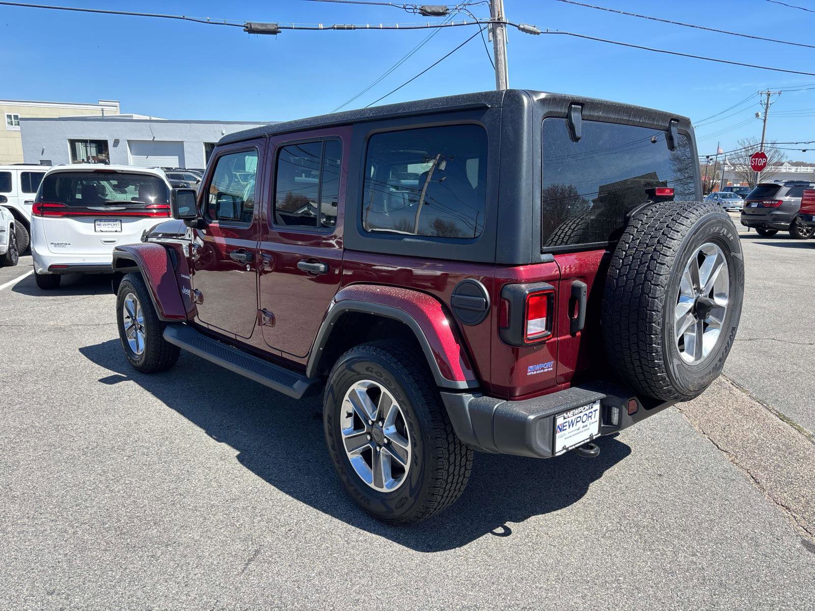 Certified 2022 Jeep Wrangler Unlimited Sahara w/ Cold Weather Group AWD/4WD image 5