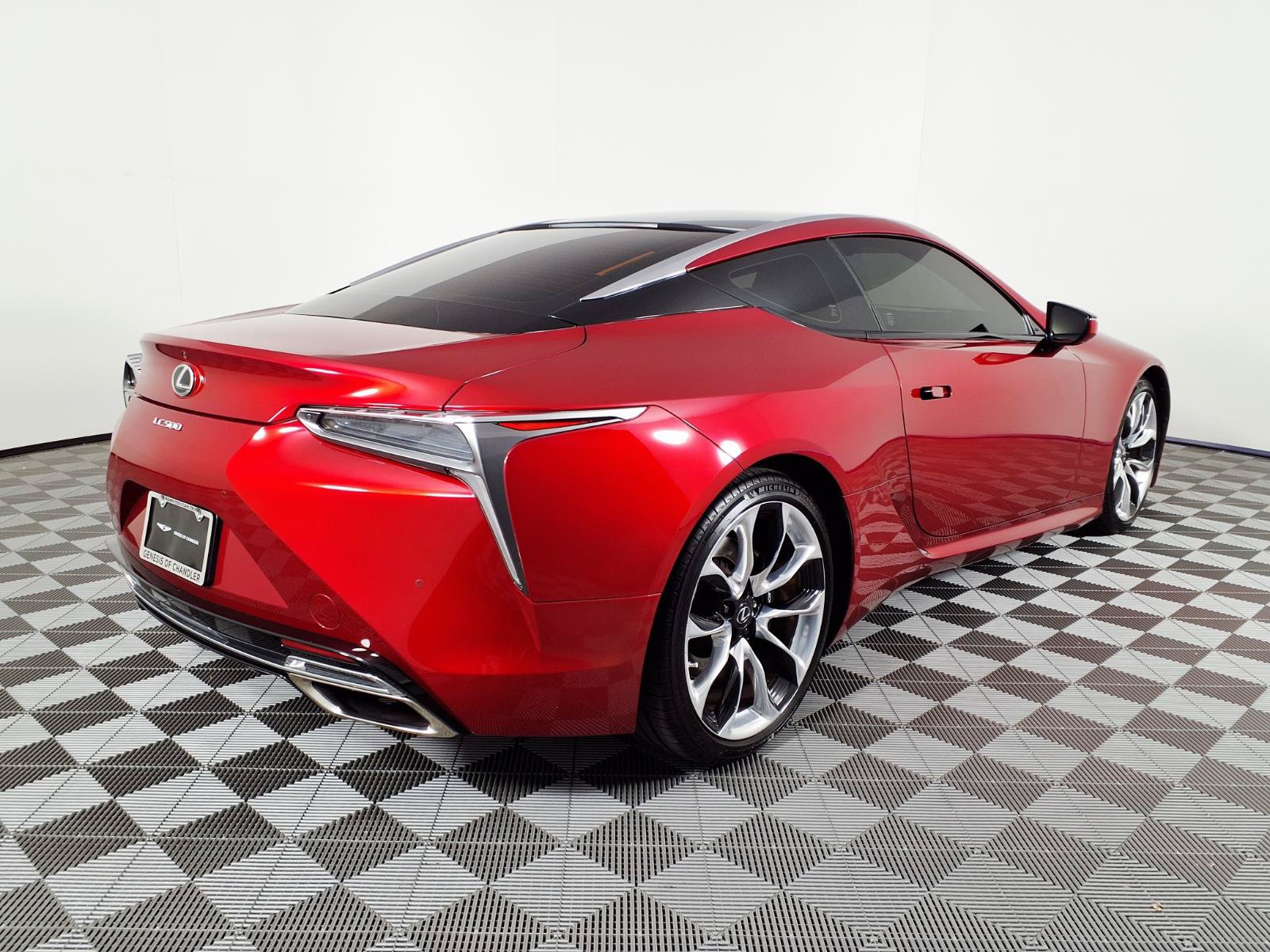 Used 2018 Lexus LC 500 Coupe w/ Sport Package RWD image 4