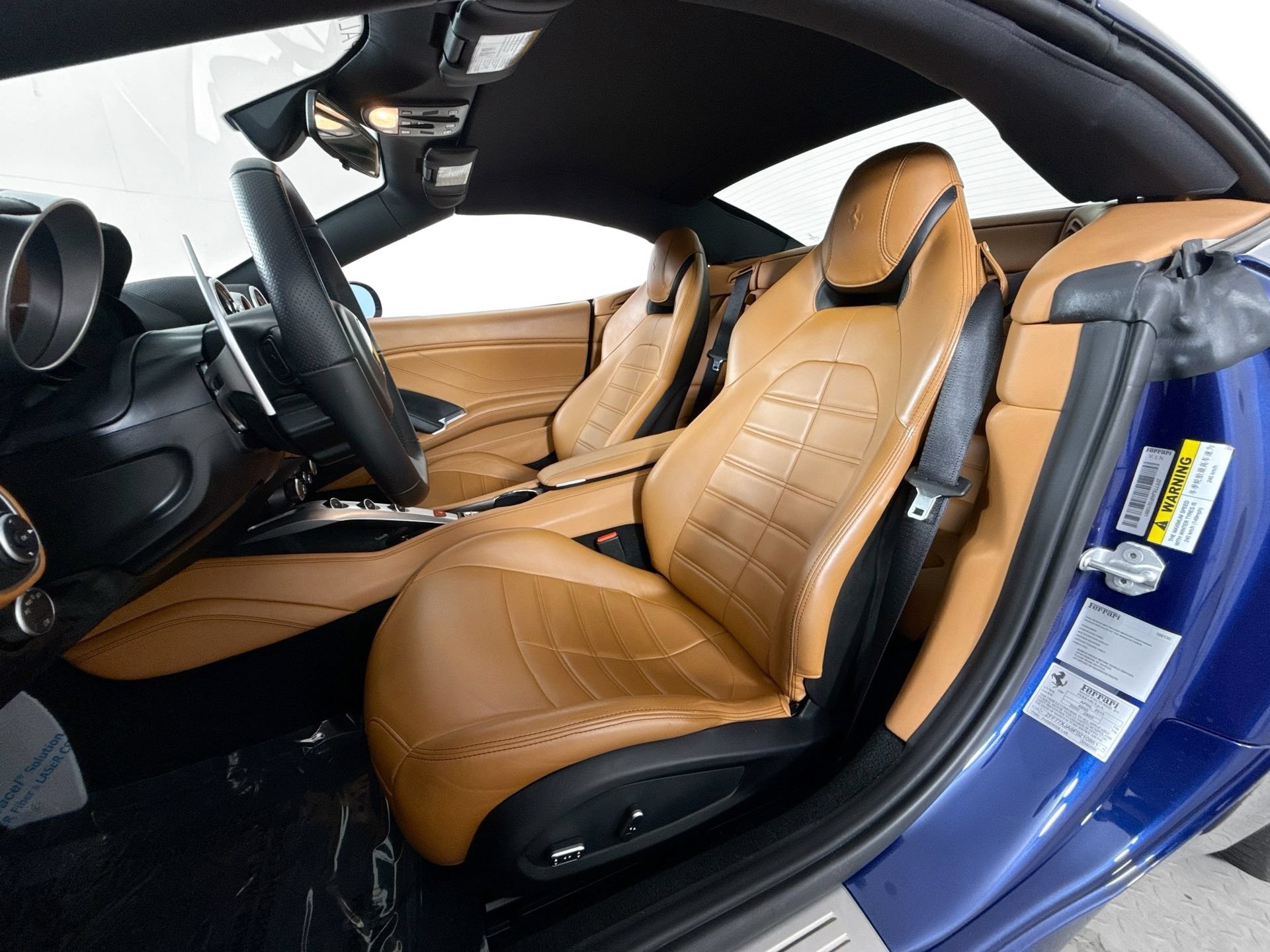 Certified 2015 Ferrari California T RWD image 9
