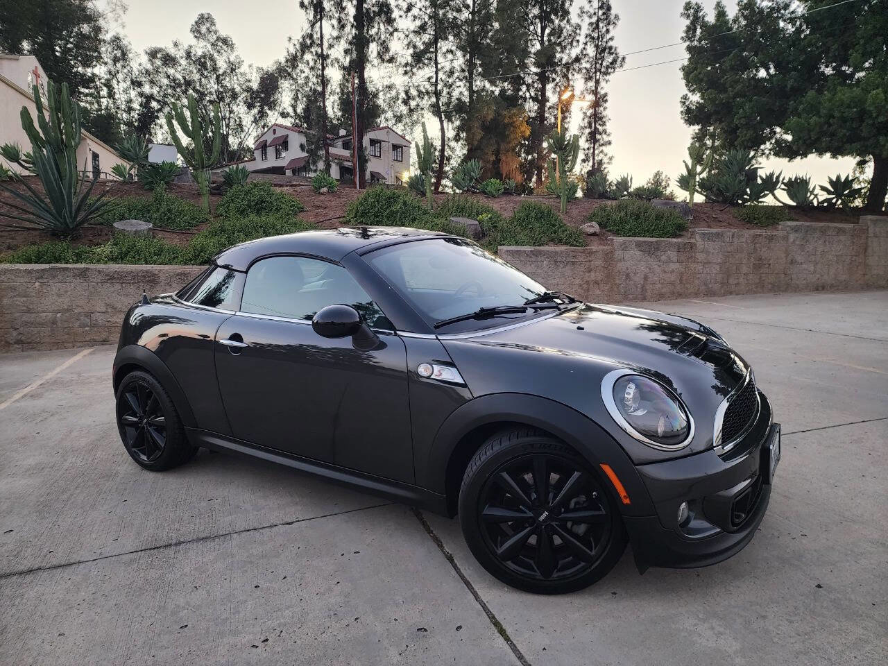 Used 2012 MINI Cooper Coupe S image 2