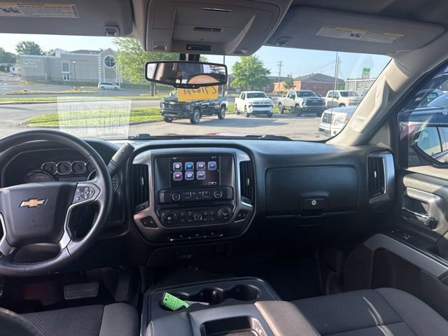 Used 2018 Chevrolet Silverado 1500 LT w/ All Star Edition AWD/4WD image 31