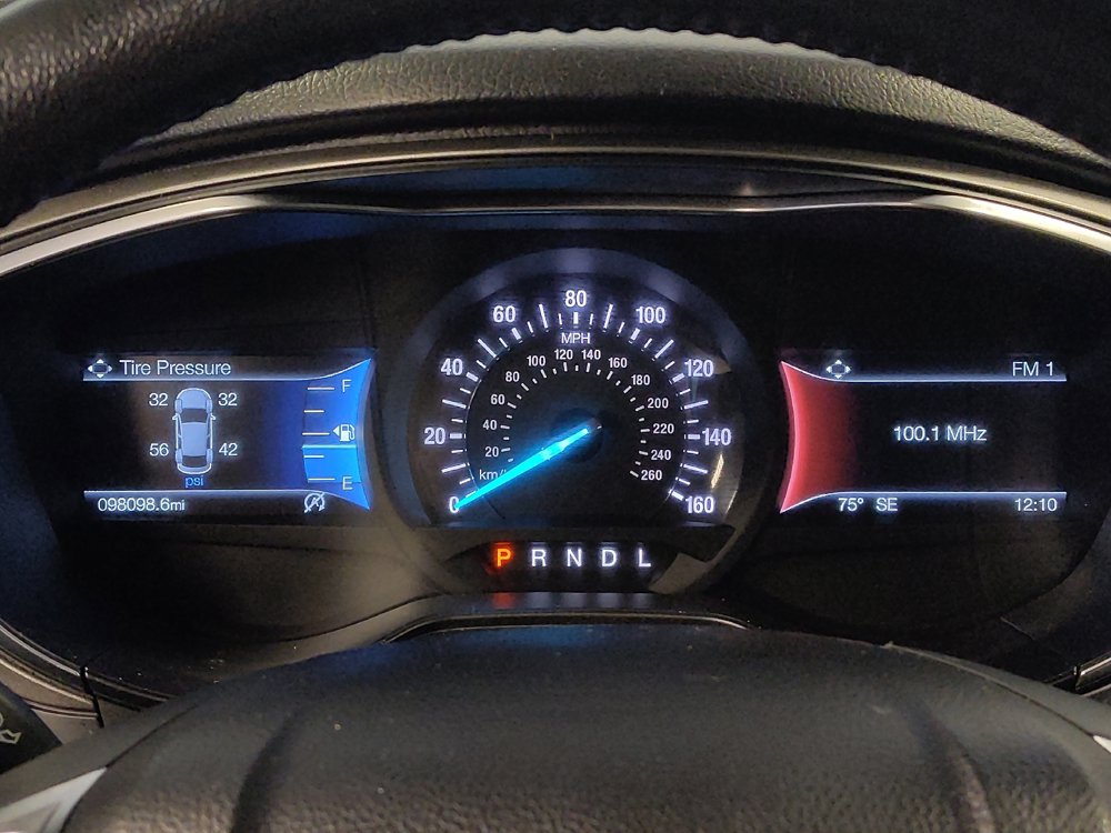 Used 2020 Ford Fusion SEL FWD image 23