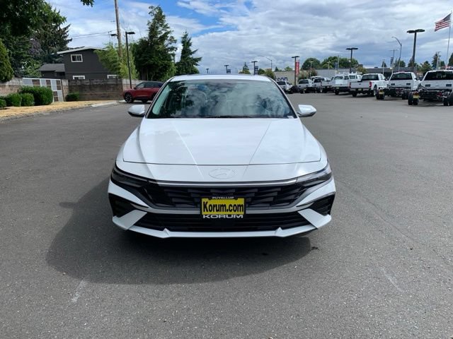 New 2026 Hyundai Elantra Limited FWD image 8
