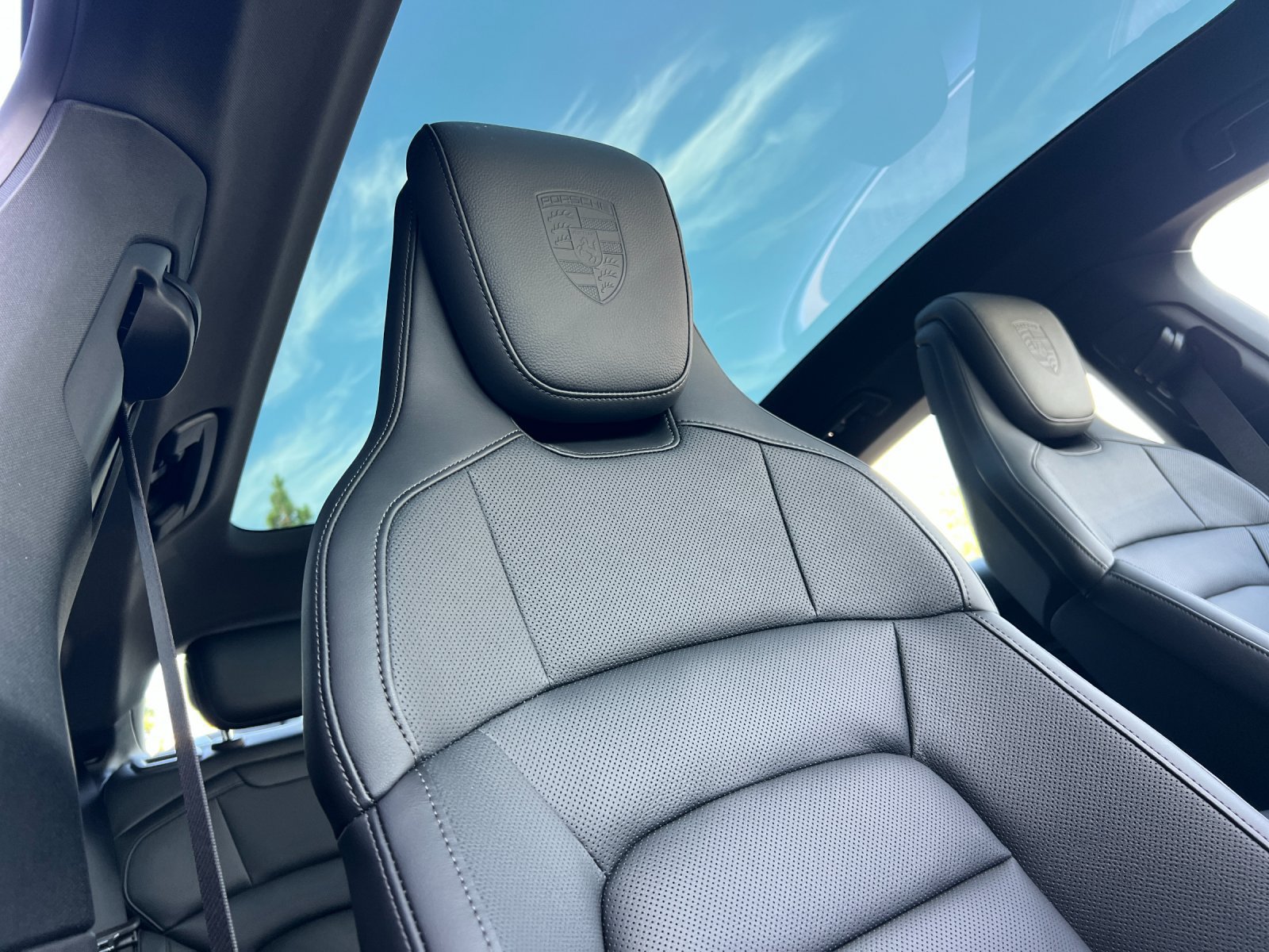 New 2026 Porsche Taycan RWD image 16