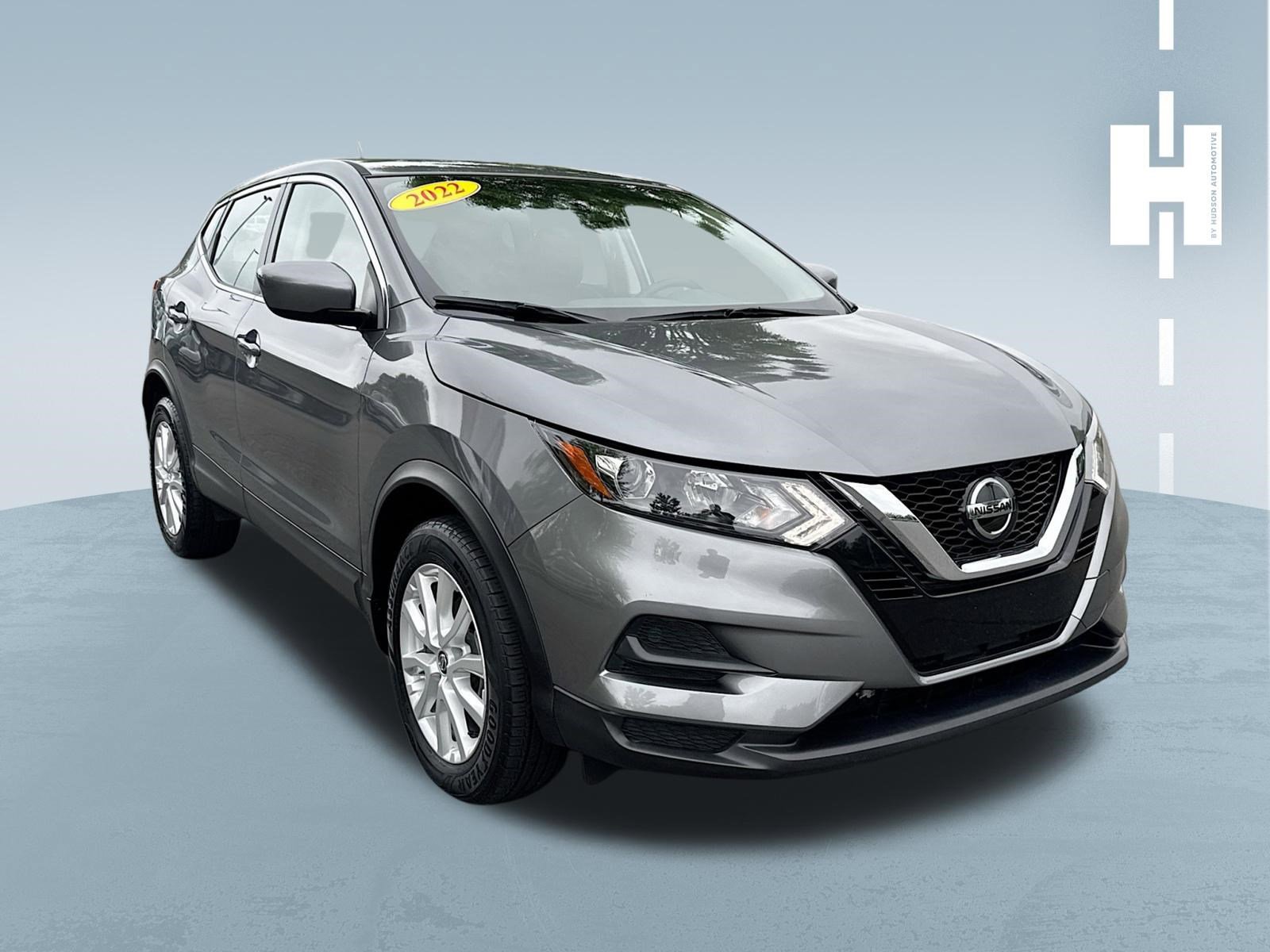 Used 2022 Nissan Rogue Sport S FWD image 1
