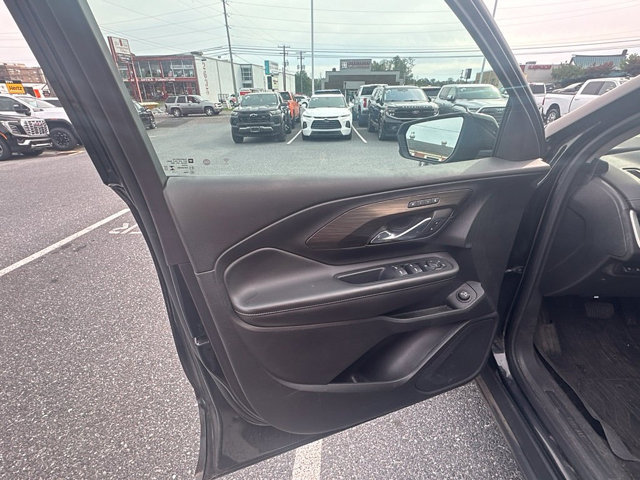 Used 2023 GMC Terrain SLT w/ Tech Package AWD/4WD image 12