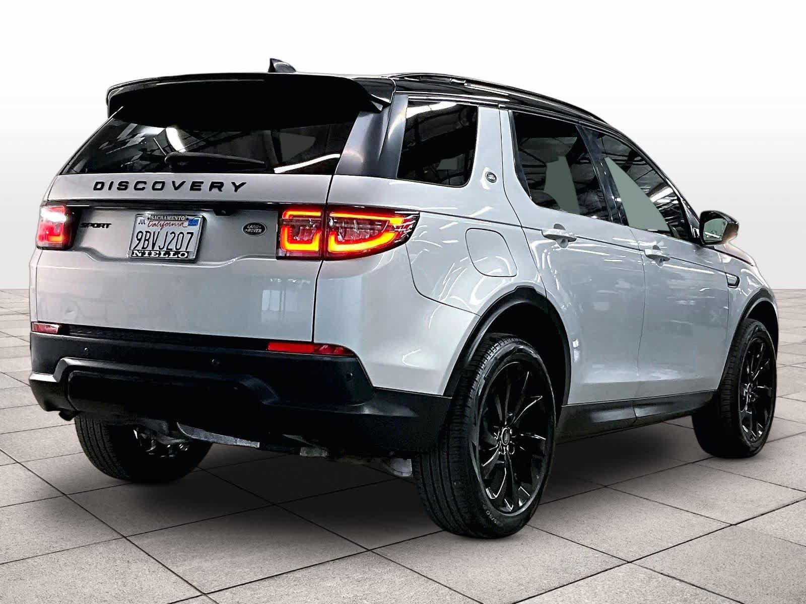 Used 2023 Land Rover Discovery Sport SE AWD/4WD image 16