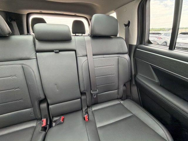 Used 2024 Hyundai Santa Fe Limited AWD/4WD image 14