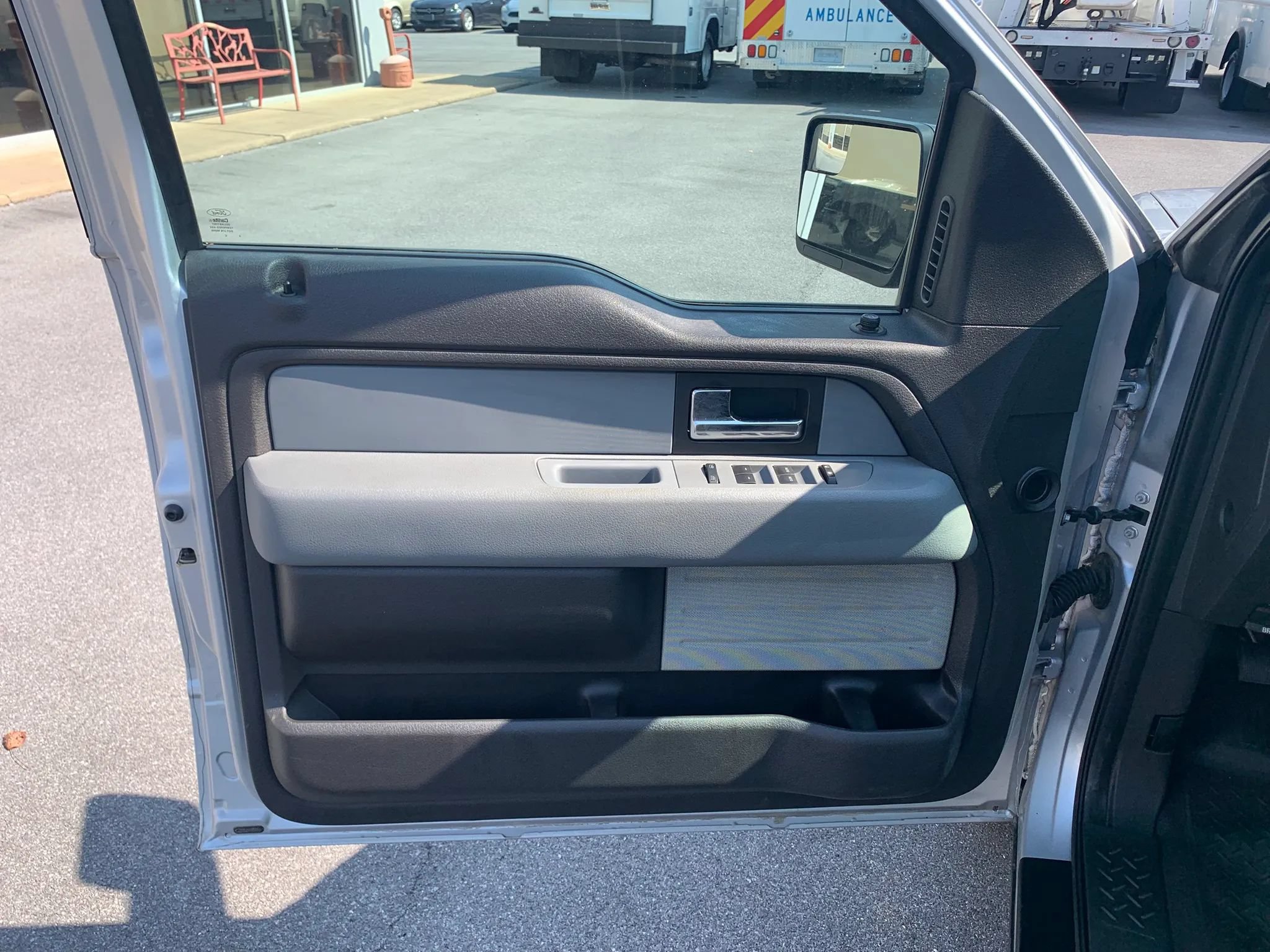Used 2013 Ford F150 XL w/ XL Plus Pkg AWD/4WD image 8