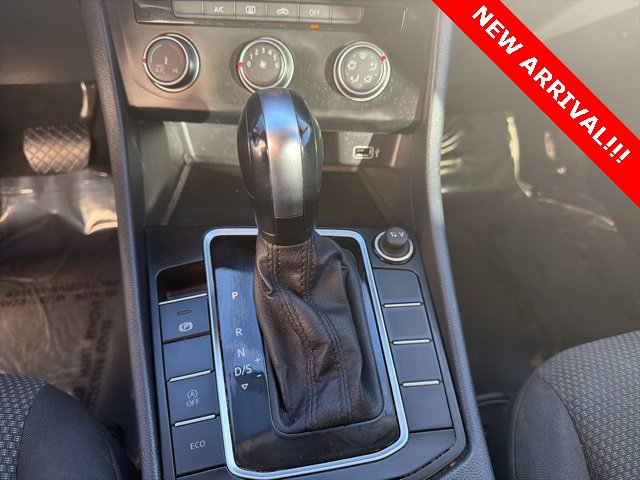 Used 2019 Volkswagen Jetta S w/ Driver Assistance Package image 11