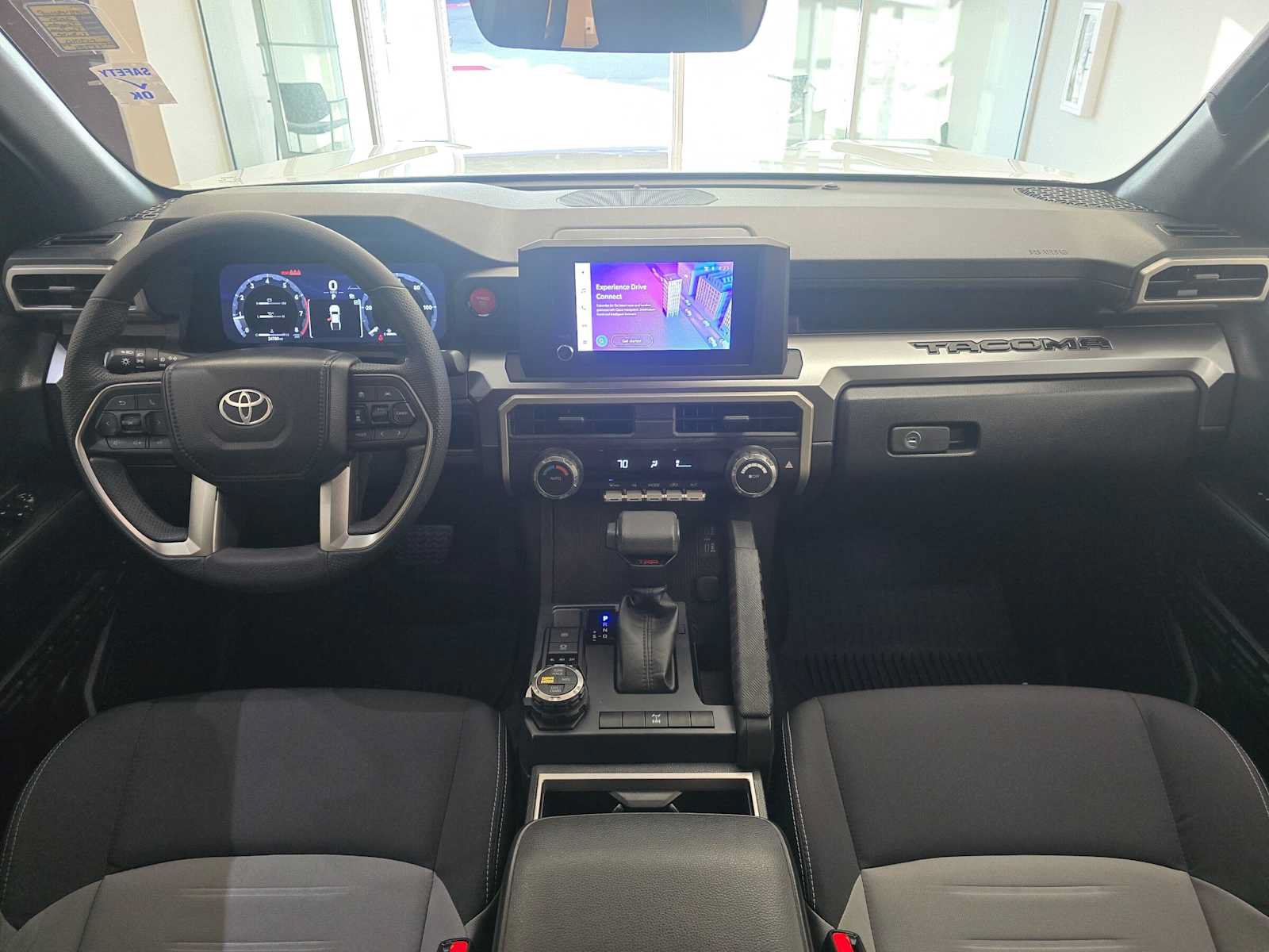 Certified 2025 Toyota Tacoma TRD Off-Road AWD/4WD image 10