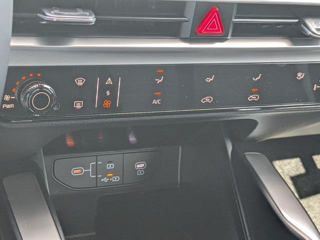 New 2026 Kia Sorento LX FWD image 28