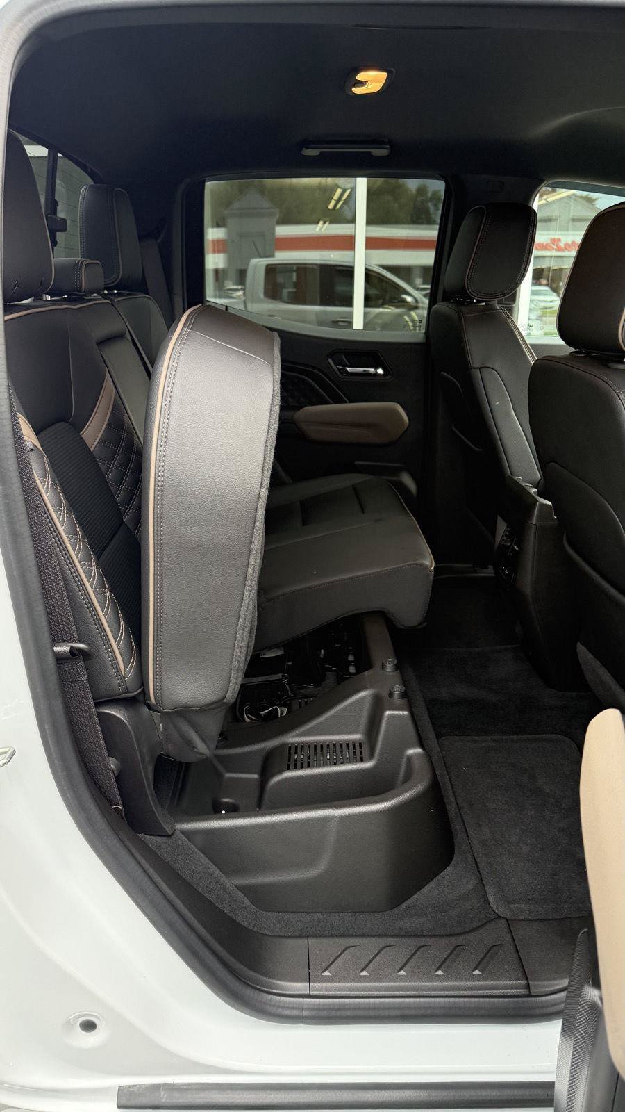 Used 2023 GMC Canyon Denali AWD/4WD image 34