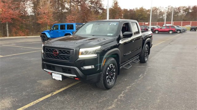 Used 2024 Nissan Frontier Pro-X w/ Pro Convenience Package image 3